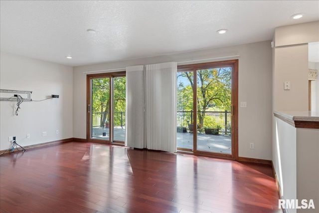 12 WEDGEWOOD Court, Taylorville, IL 62568