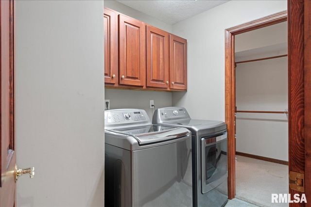 12 WEDGEWOOD Court, Taylorville, IL 62568