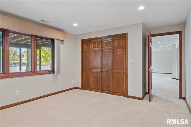 12 WEDGEWOOD Court, Taylorville, IL 62568