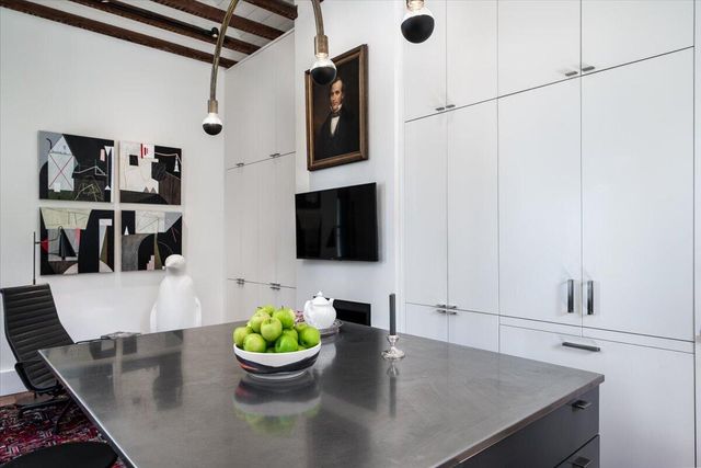 41 Society Street, Charleston, SC 29401