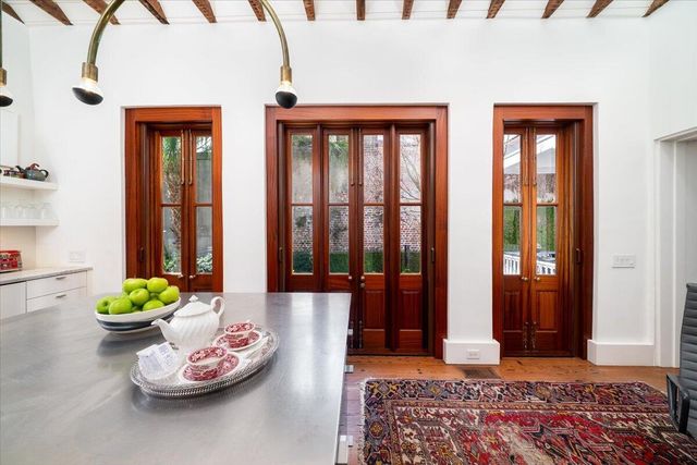 41 Society Street, Charleston, SC 29401