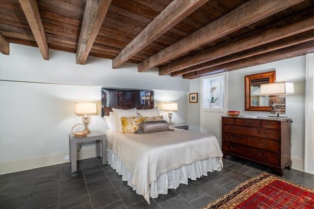 41 Society Street, Charleston, SC 29401