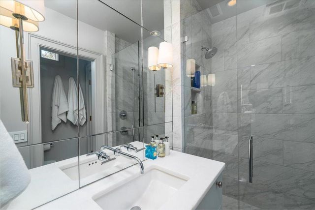 41 Society Street, Charleston, SC 29401