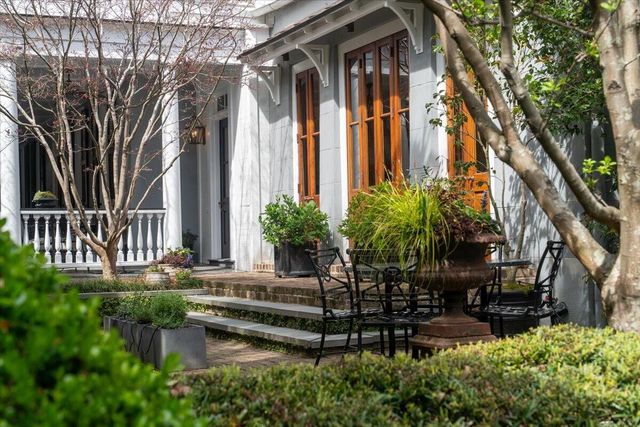 41 Society Street, Charleston, SC 29401