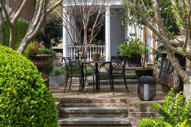 41 Society Street, Charleston, SC 29401