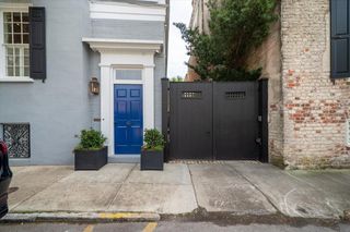 41 Society Street, Charleston, SC 29401