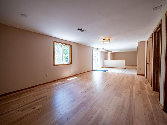 N6185 Country View LANE, Sullivan, WI 53178