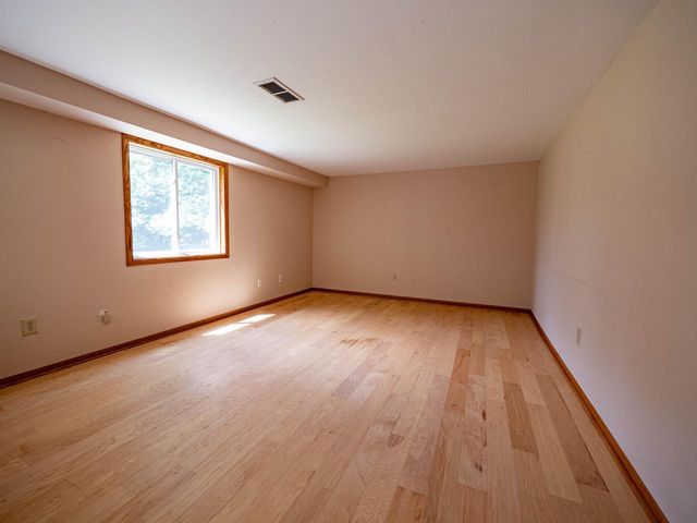 N6185 Country View LANE, Sullivan, WI 53178