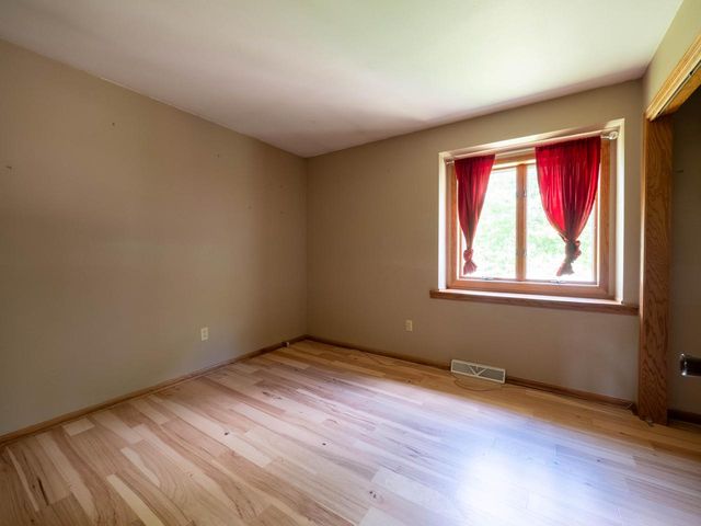 N6185 Country View LANE, Sullivan, WI 53178