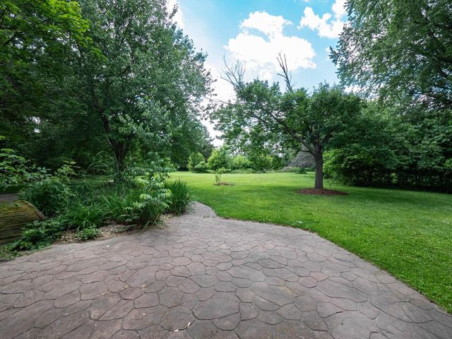 N6185 Country View LANE, Sullivan, WI 53178