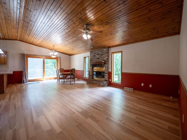 N6185 Country View LANE, Sullivan, WI 53178
