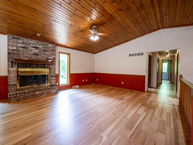 N6185 Country View LANE, Sullivan, WI 53178