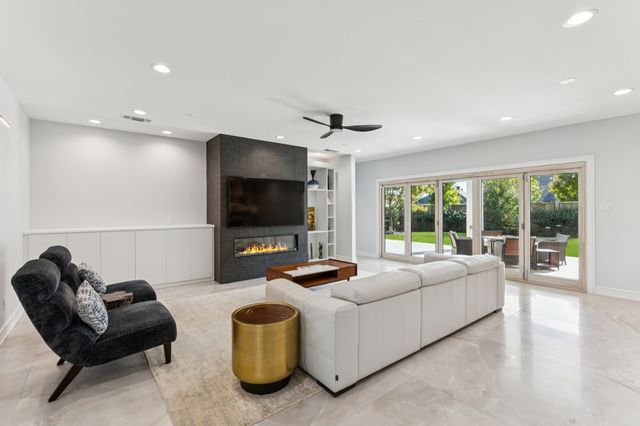 514 TIMBER LAKE Drive, Southlake, TX 76092