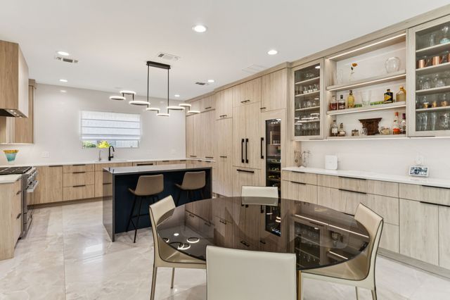 514 TIMBER LAKE Drive, Southlake, TX 76092