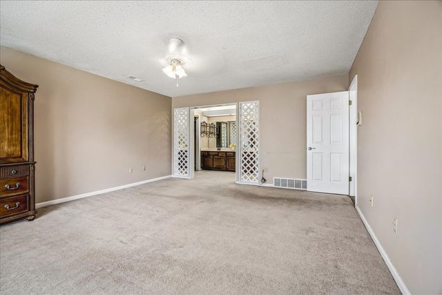2375 CHERRY SPRINGS CV, Cordova, TN 38016