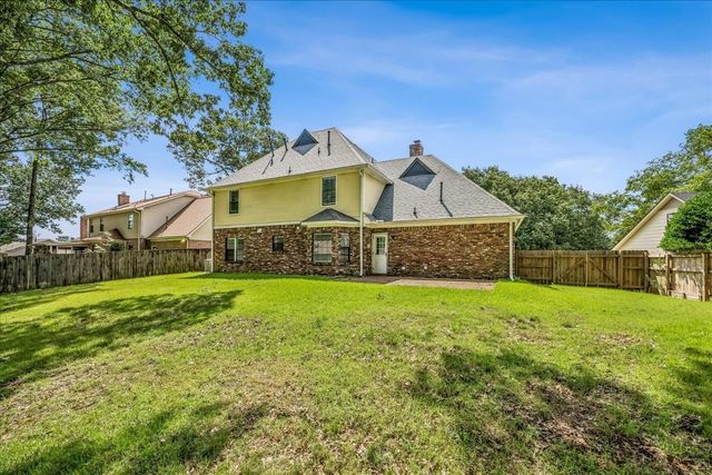 2375 CHERRY SPRINGS CV, Cordova, TN 38016
