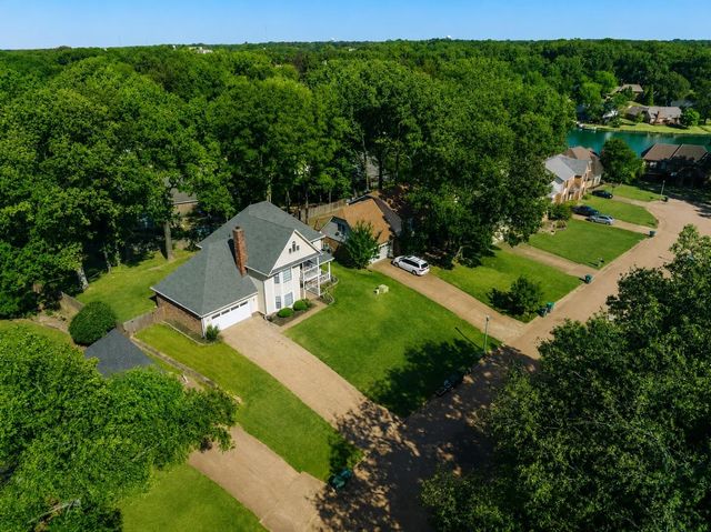2375 CHERRY SPRINGS CV, Cordova, TN 38016