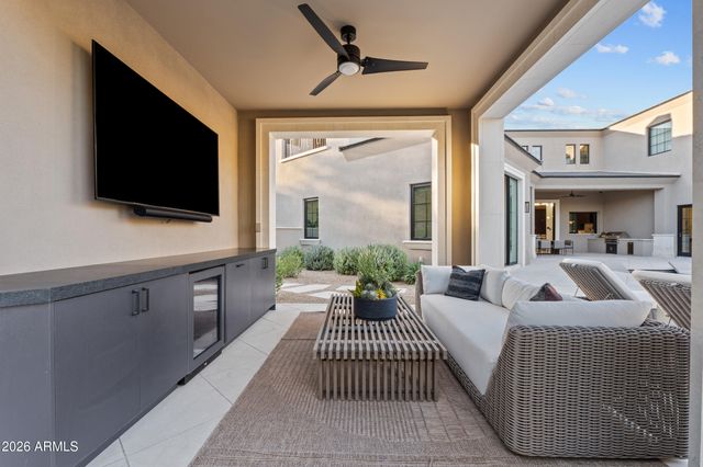 9735 E KEMPER Way, Scottsdale, AZ 85255