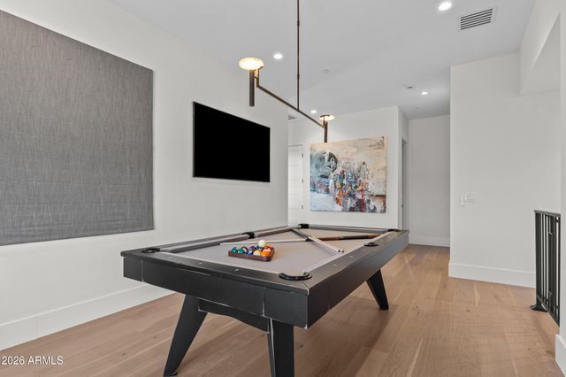 9735 E KEMPER Way, Scottsdale, AZ 85255