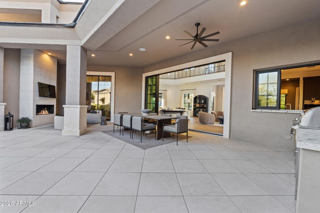 Image 38 of property listing at 9735 E KEMPER Way, Scottsdale, AZ 85255