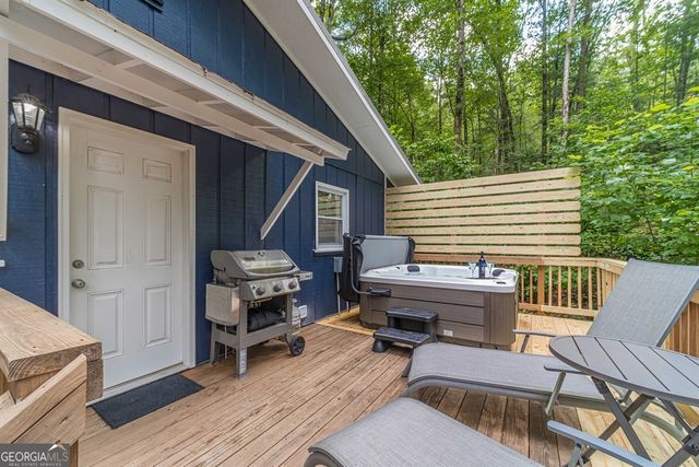 15668 Highway 197 N, Clarkesville, GA 30523