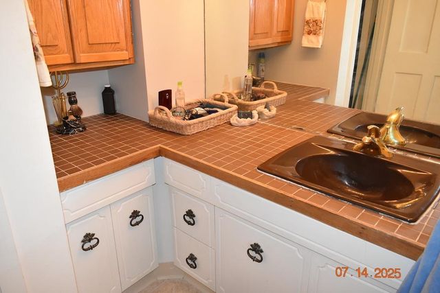 633 Canal Street, Manchester, NH 03101