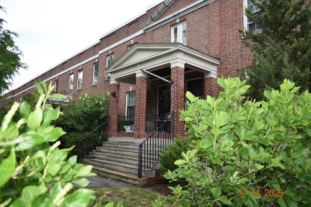 633 Canal Street, Manchester, NH 03101