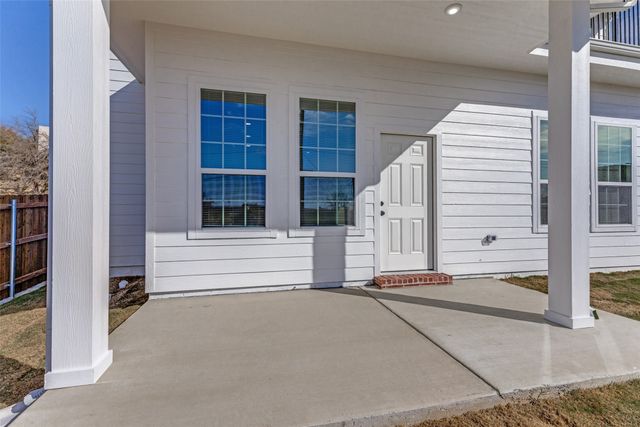 2612 Burchill Road, Fort Worth, TX 76105