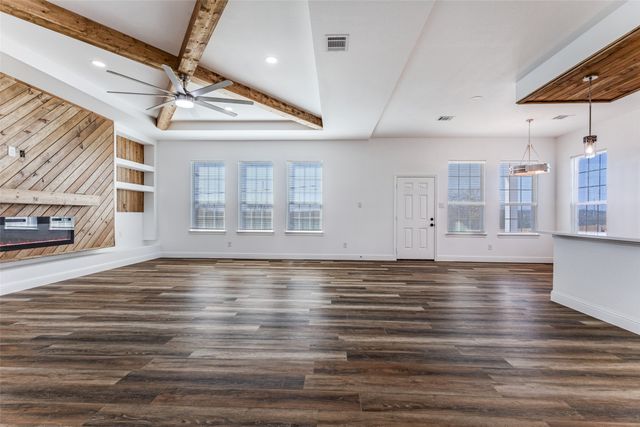 2612 Burchill Road, Fort Worth, TX 76105