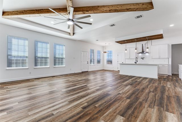 2612 Burchill Road, Fort Worth, TX 76105