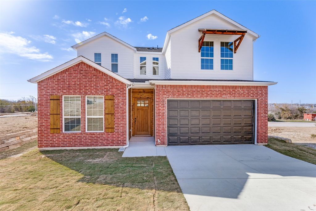 2612 Burchill Road, Fort Worth, TX 76105