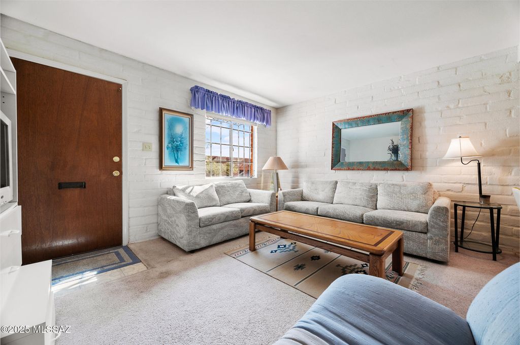 222 S Paseo Quinta, Green Valley, AZ 85614