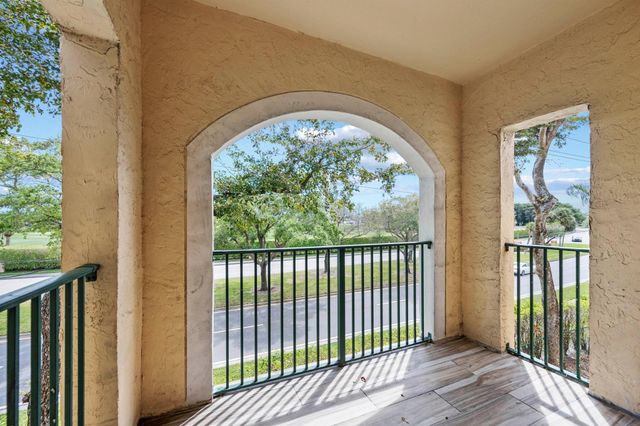 1727 Village Boulevard 306, West Palm Beach, FL 33409