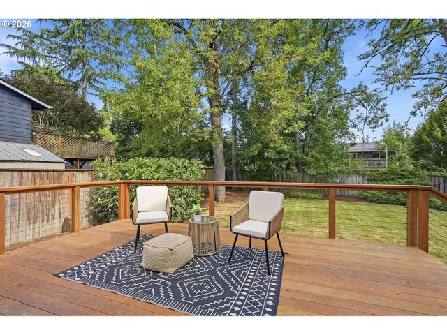 14175 Sw Bonnie Brae St, Beaverton, OR 97005
