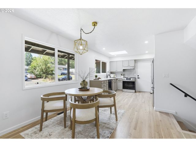 14175 Sw Bonnie Brae St, Beaverton, OR 97005