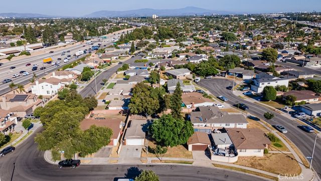 2540 W Picadilly Way, Anaheim, CA 92801