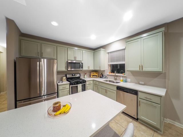 2428 Pecan Island DR, Leander, TX 78641