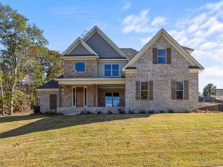 79 Birchwood Lane, Wetumpka, AL 36093