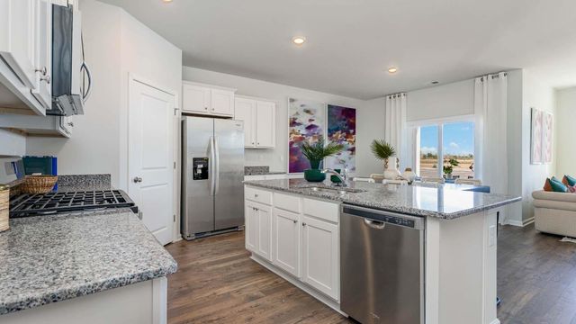 303 Glade Ct., Loris, SC 29569