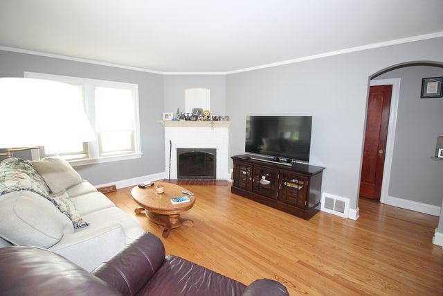10851 S Trumbull Avenue, Chicago, IL 60655