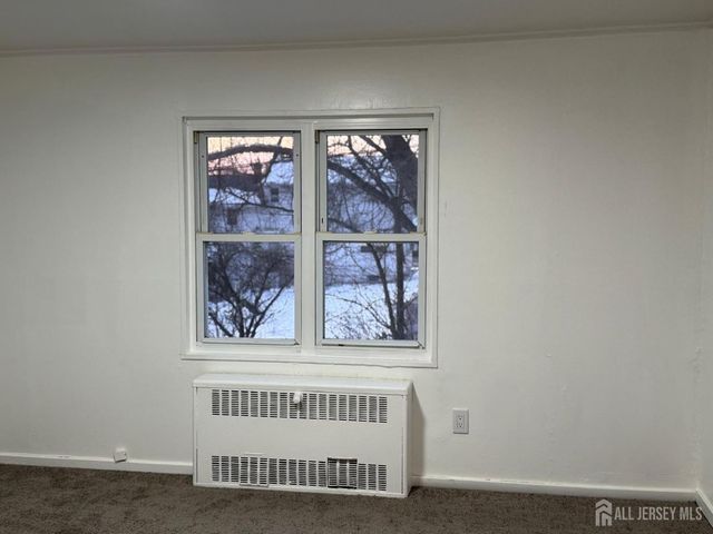 37-B Garfield Park, Edison, NJ 08837