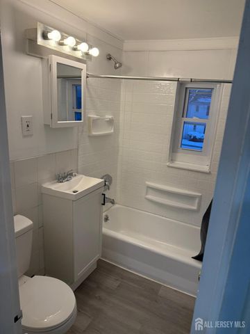 37-B Garfield Park, Edison, NJ 08837