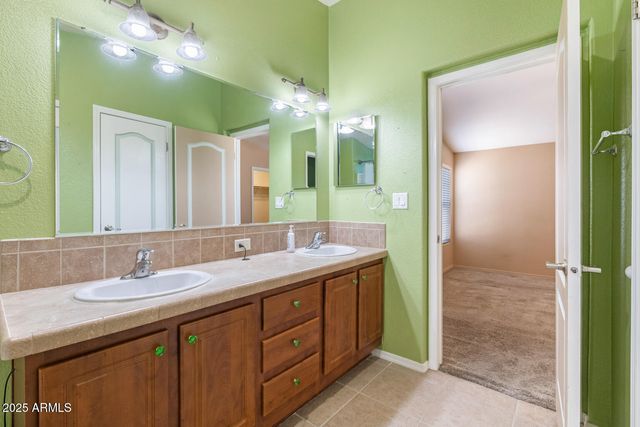 1706 E John Cabot Road, Phoenix, AZ 85022