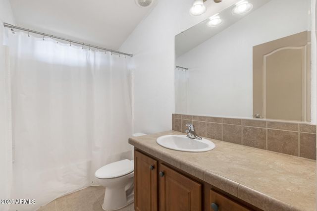 1706 E John Cabot Road, Phoenix, AZ 85022