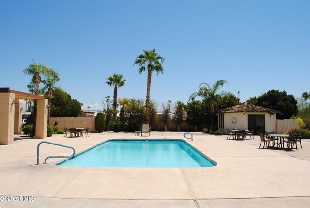 1706 E John Cabot Road, Phoenix, AZ 85022