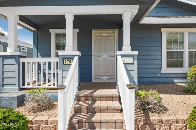 1706 E John Cabot Road, Phoenix, AZ 85022