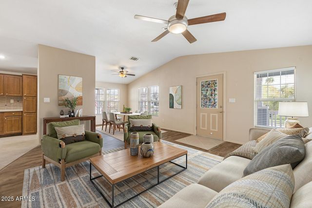 1706 E John Cabot Road, Phoenix, AZ 85022