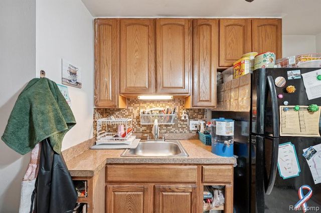 26531 Sunningdale Drive, Inkster, MI 48141