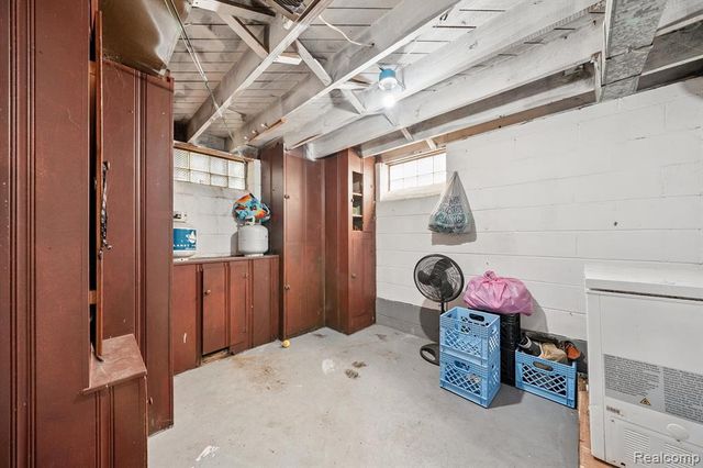 26531 Sunningdale Drive, Inkster, MI 48141