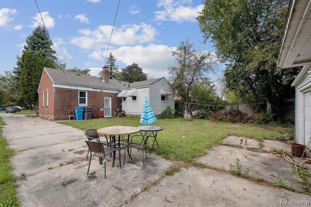 26531 Sunningdale Drive, Inkster, MI 48141